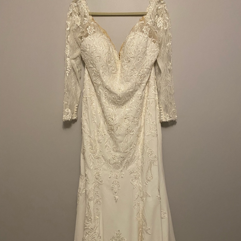 Justin Alexander Signature Wedding Dress size 20